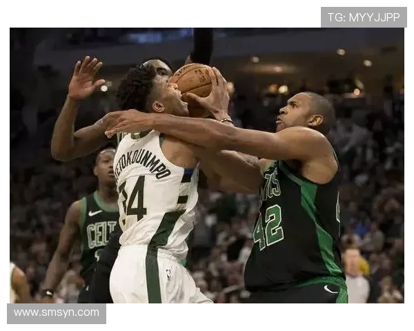 西亚卡姆挡拆制造错位，比上季更高效终结